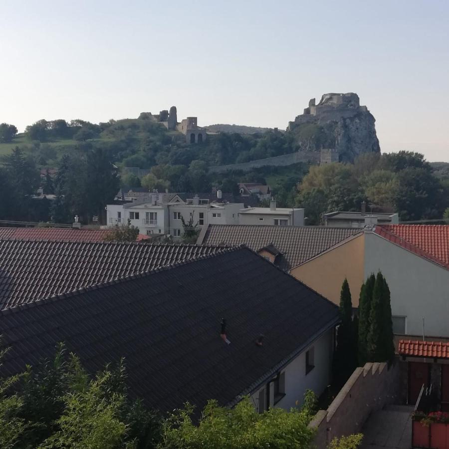Hotel Rezident Consult S.R.O. Bratislava Esterno foto