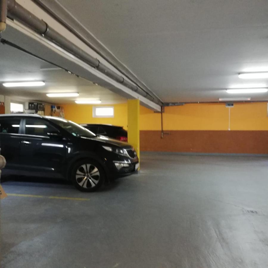 Hotel Rezident Consult S.R.O. Bratislava Esterno foto